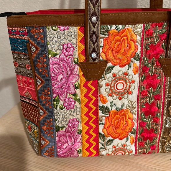 Embroider shoulder bag - Picture 1 of 2
